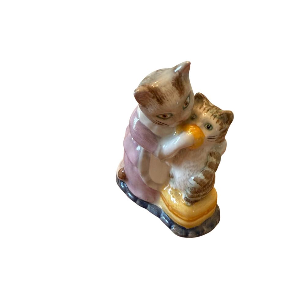Beatrix Potter Tabitha Twitchert & Miss Moppet figurine F. Warne Co 1976 no. 7